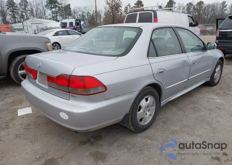 2001 Honda Accord 3.0 Ex z USA, uszkodzony, nr VIN 1HGCG16521A025495